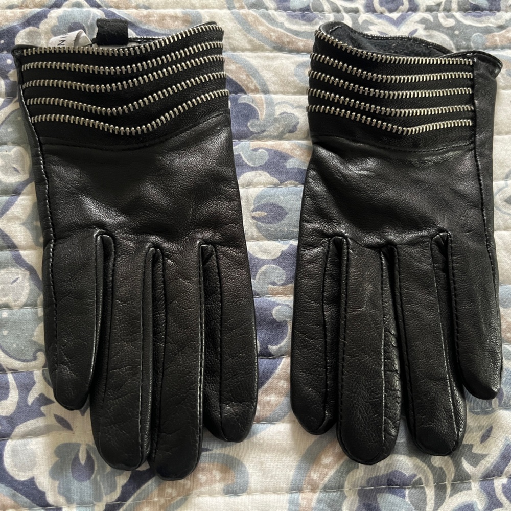 Women’s Nine West Short Leather Gloves Fashion Gloves Size Small